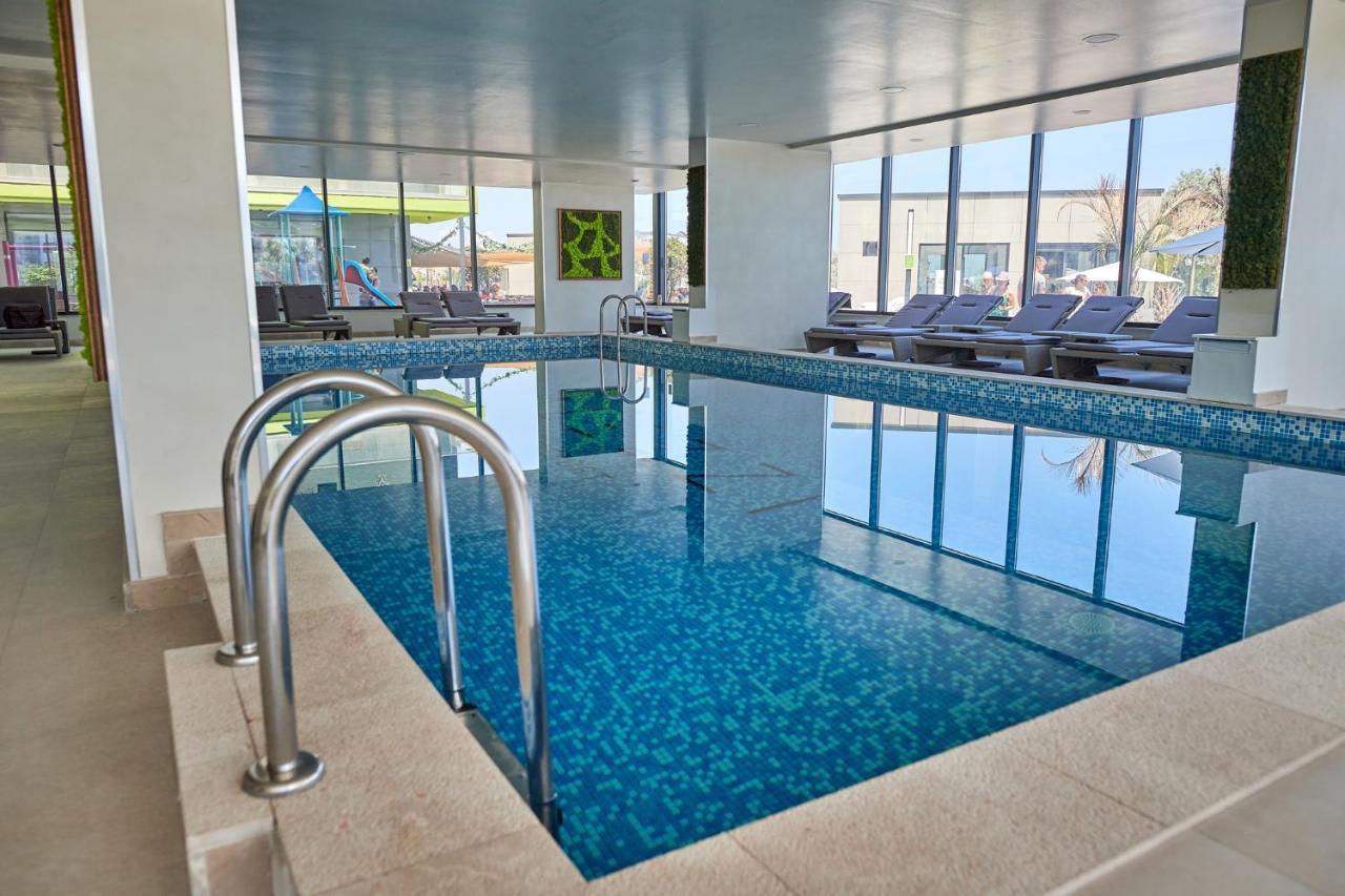 Sara Blu Apartment Spa And Pool Beach Resort Mamaia Dış mekan fotoğraf
