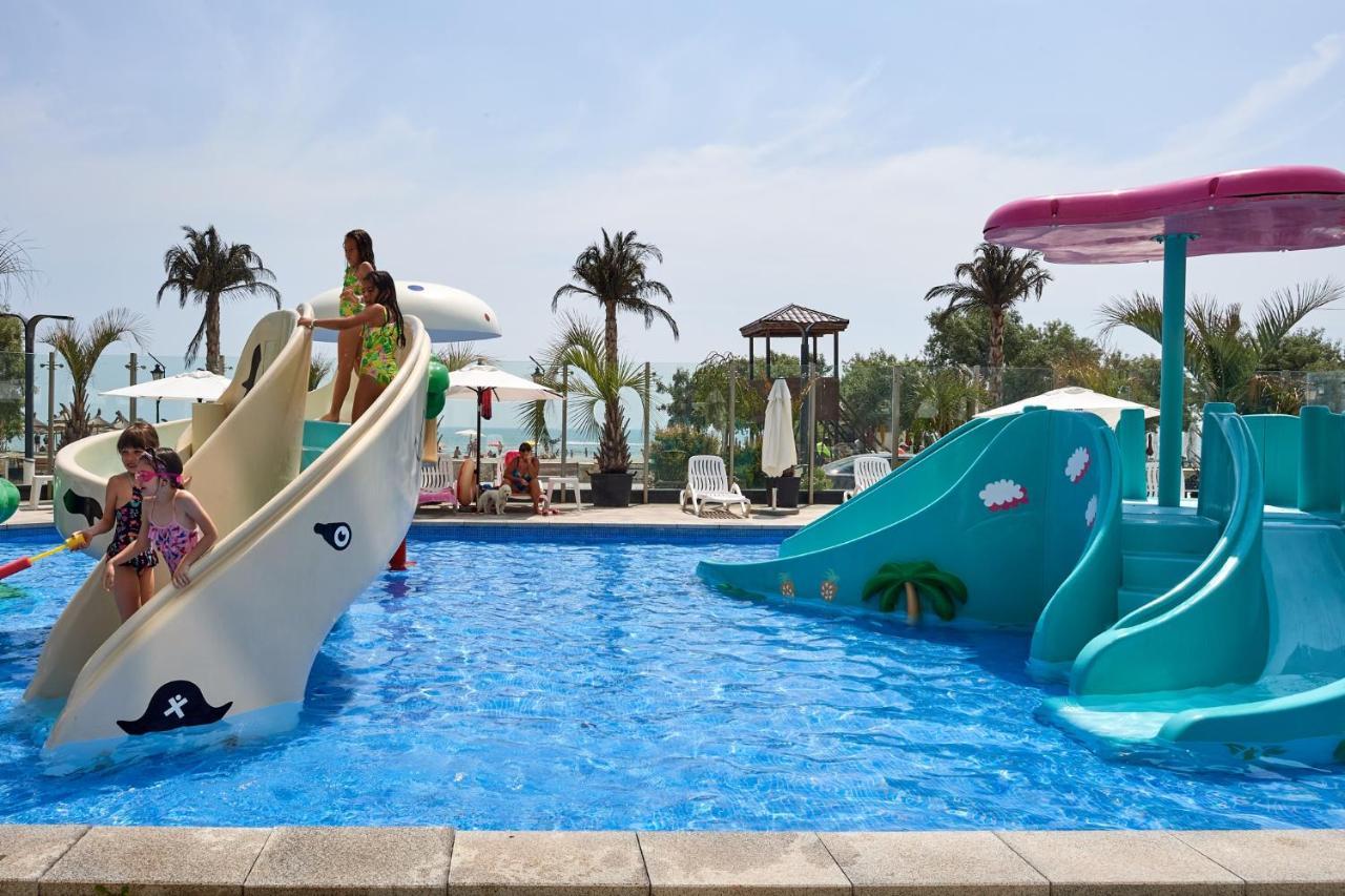 Sara Blu Apartment Spa And Pool Beach Resort Mamaia Dış mekan fotoğraf